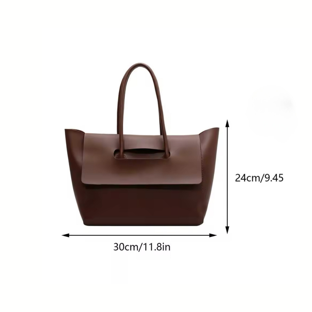 Vintage Shopper in Farbe Coffee auf neutralem Hintergrund. Die Tasche wird in der Breite von 30 cm und der Höhe von 24 cm gezeigt, um ihre großzügige Größe und das elegante Design aus hochwertigem PU-Material hervorzuheben. Ideal für den Alltag, Büro oder besondere Anlässe.